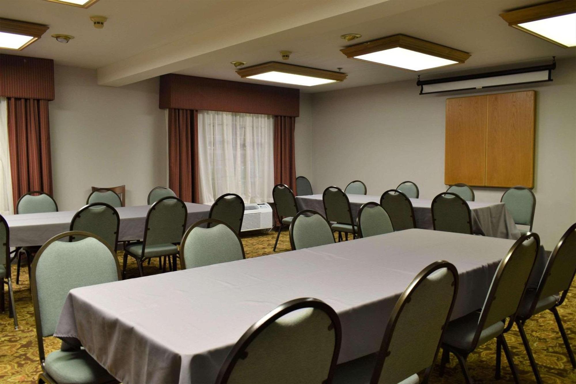 Country Inn & Suites By Radisson Kenosha - Pleasant Prairie Екстер'єр фото