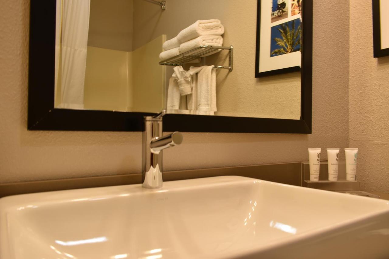 Country Inn & Suites By Radisson Kenosha - Pleasant Prairie Екстер'єр фото